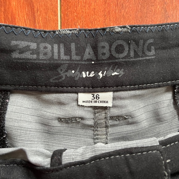 Billabong men’s swim/casual shorts - Picture 3 of 6